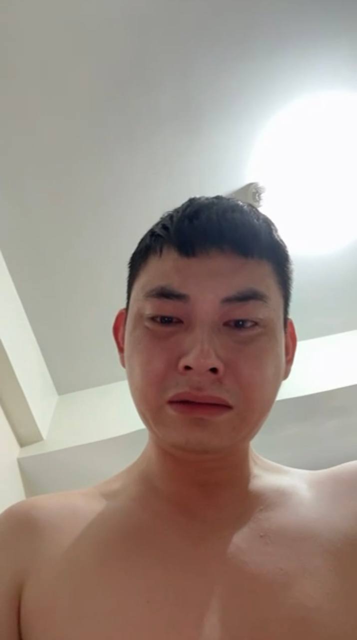 涉嫌买卖人口、非法拘禁、爱情诈骗、洗钱等多项犯罪，已被中菲柬三国联合通缉